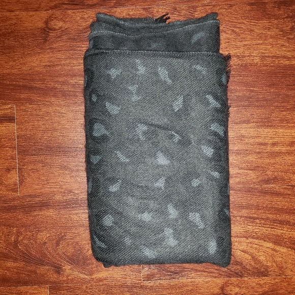 NWOT! Animal Print Wrap [super softie] - Picture 9 of 11